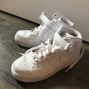 Nike Air Force 1 Mid